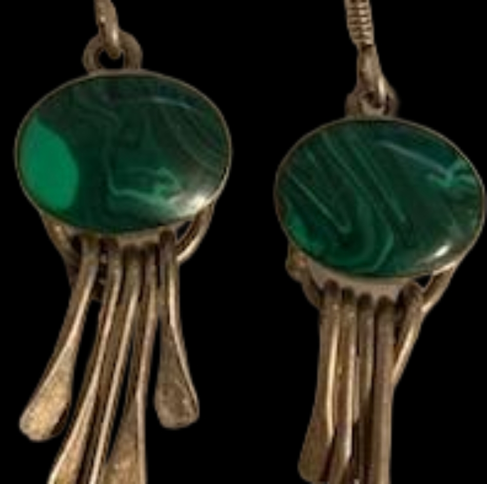 Vintage Sterling silver and matachite dangel earrings